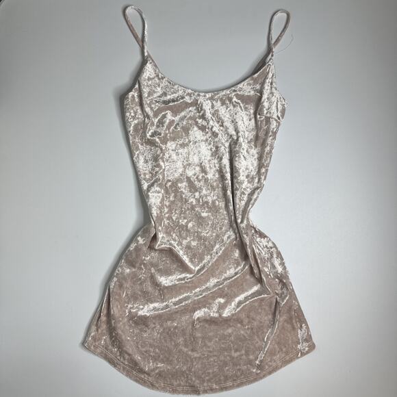 Forever 21 Baby Pink Crushed Velvet Mini Slip Cocktail Dress Small Fairy Dreamy - Picture 1 of 9